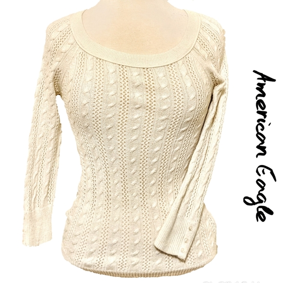 American Eagle Outfitters Sweaters - 3/$15 AMERICAN EAGLE White knit sweater (XSmall)